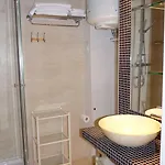 Prestigious 2 Bedroom Near Champs Elysees Διαμέρισμα