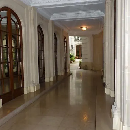 Apartment Prestigious 2 Bedroom Near Champs Elysees *