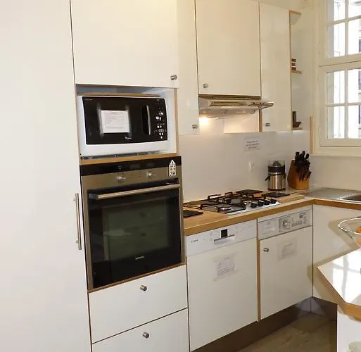 شقة Prestigious 2 Bedroom Near Champs Elysees باريس