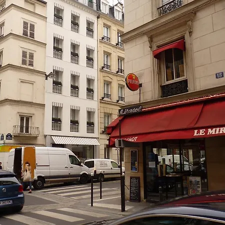 Apartamento Prestigious 2 Bedroom Near Champs Elysées París